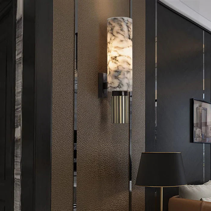 Wall Lamp with Marble Effect – Elegance and Modernity