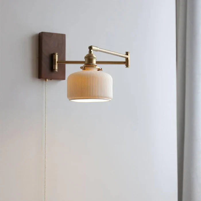 Wall Sconce with Adjustable Arm – Retro Style