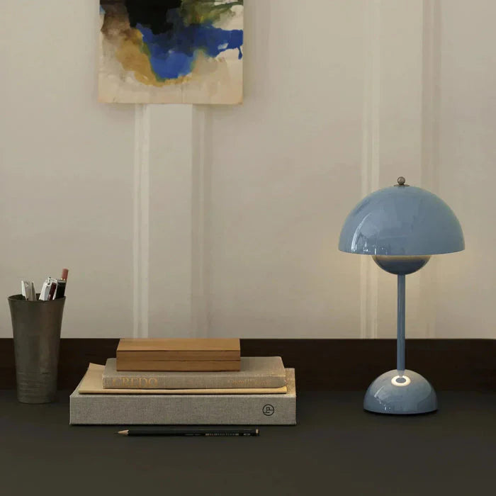 Wireless Table Lamp with Minimalist Design