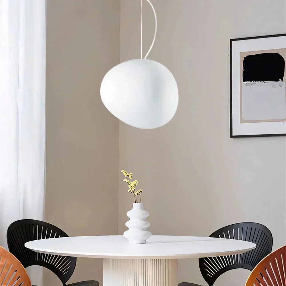 Modern pendant lamp with an organic round shape – minimalist design