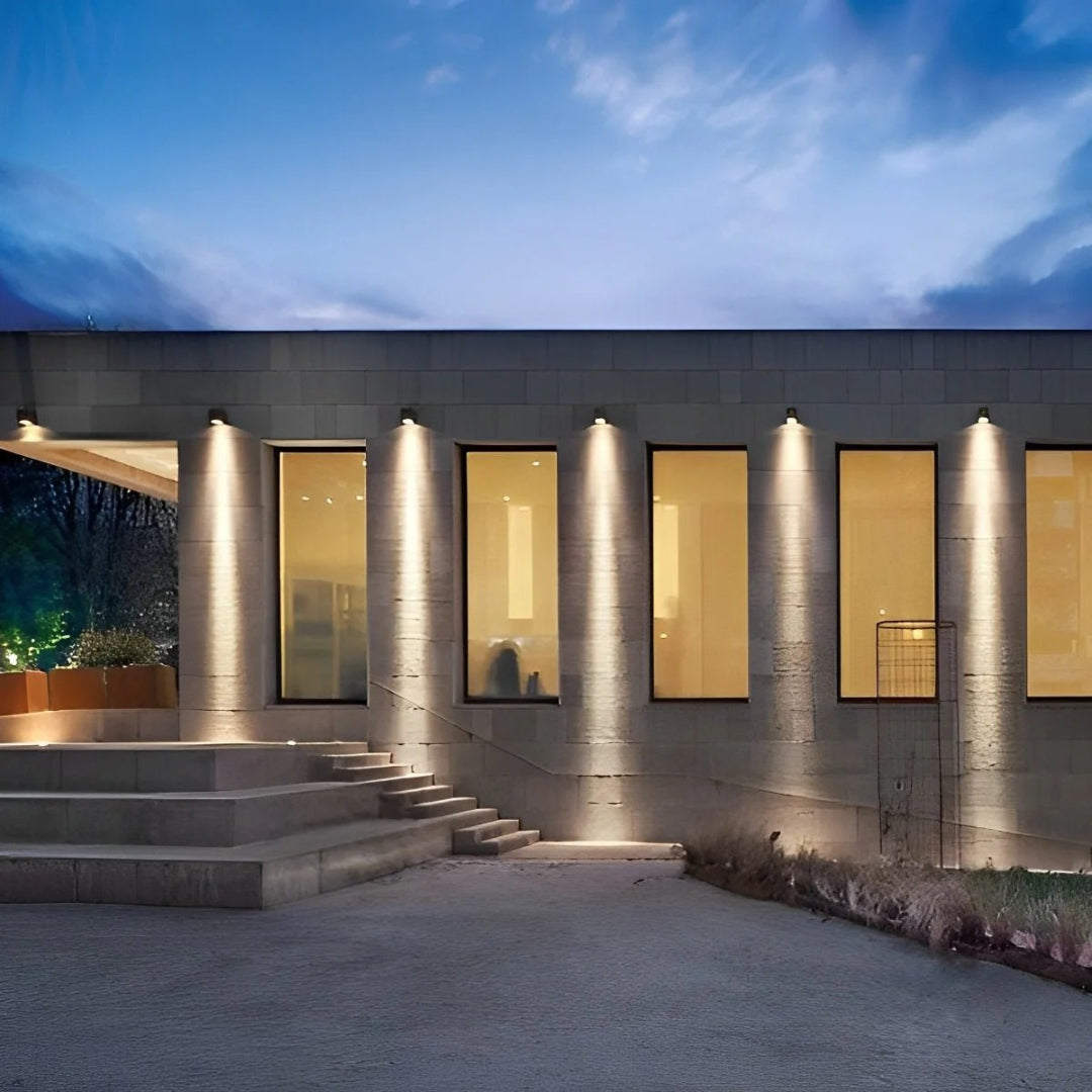 Elvarinna – Architectural LED Outdoor Wall Lamp