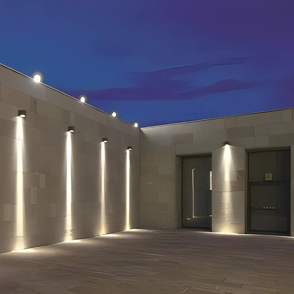 Elvarinna – Architectural LED Outdoor Wall Lamp