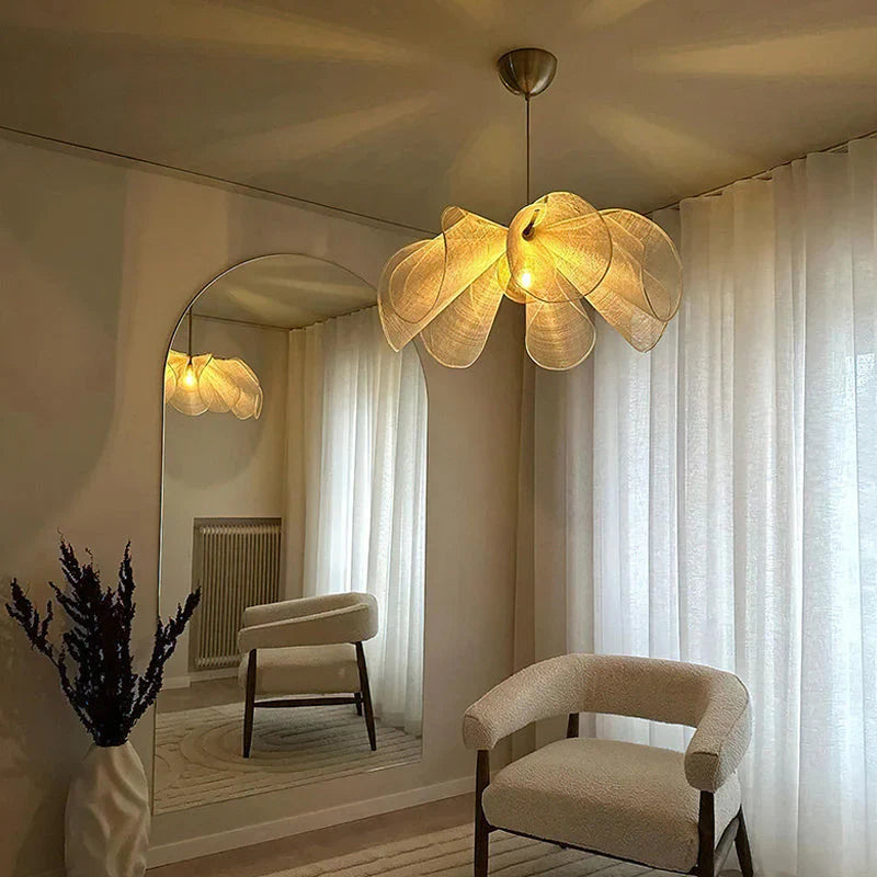 Floral Pendant Lamp – Modern Boho Design